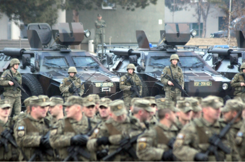 Kosova bëhet zyrtarisht me ushtri