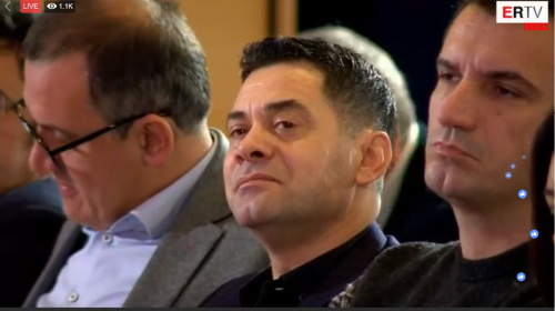 E ndjekin hallet e shifrave dhe borxhit