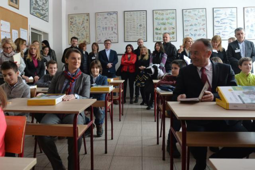 Gjuha kineze  futet si lëndë në shkollat e Serbisë