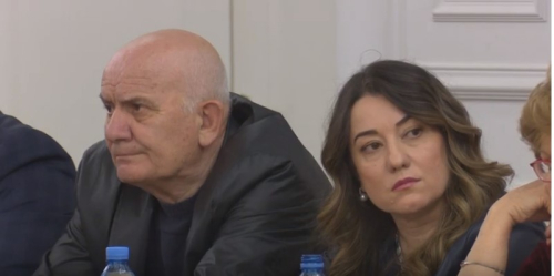 Biznesi rrit presionin, paralajmëron “veto” me taksat
