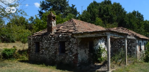 Videoreportazh/Shpopullimi i fshatrave në Shqipëri