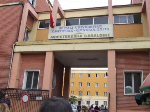 Skandali në maternitetin “M. Geraldinë”/Të kontaminuara sallat operatore, inkubatorët dhe maskat e bebeve