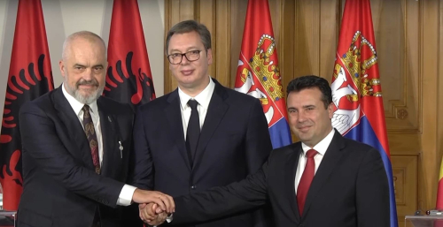 Asnjë nismë e re nuk e zgjidh problemin kryesor të rajonit-njohjen e Kosovës nga Serbia