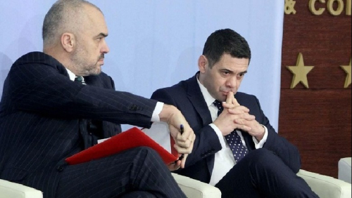 Shqipërinë po duan ta ndihmojnë, por jo duke u dhënë paratë këtyre të dyve