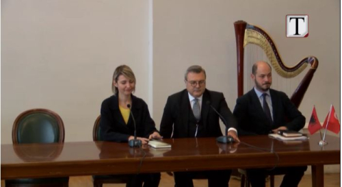 Turqia nuk mohon ndërtimin e xhamive në zonat e prekura nga tërmeti