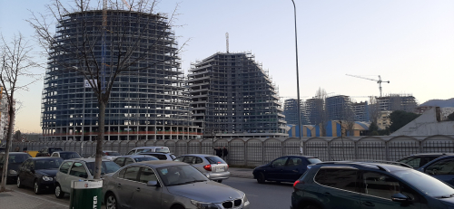 Foto/Mos po teprohet me ndërtimin në Tiranë?