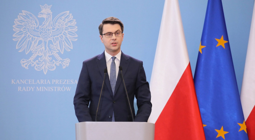 Polonia njofton nisjen e punës më 2021 për ndërtimin e një centrali bërthamor