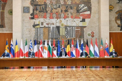 Vuçiç ndërron me 180 gradë: Mirënjohës BE-së për ndihmën. Destinacioni ynë është Europa