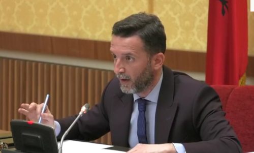 Biznesi akuzë zv. Kryeministrit: Po ngre frymë urrejtjeje sociale