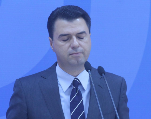 Gjen të korruptuarin, por jo oligarkun
