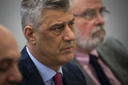 Kosova vjen pas meje. Anullon vizitën në Uashington, por nuk jep dorëheqje