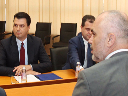 Shtatzanitë e zgjatura me reformën zgjedhore