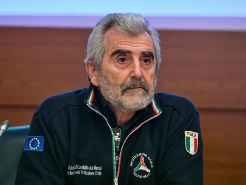 Italia nuk përjashton rikthimin e karantinës