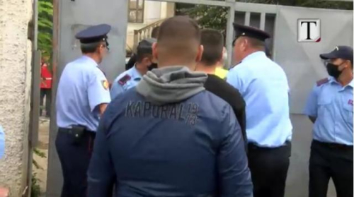 Lali të sjell policinë