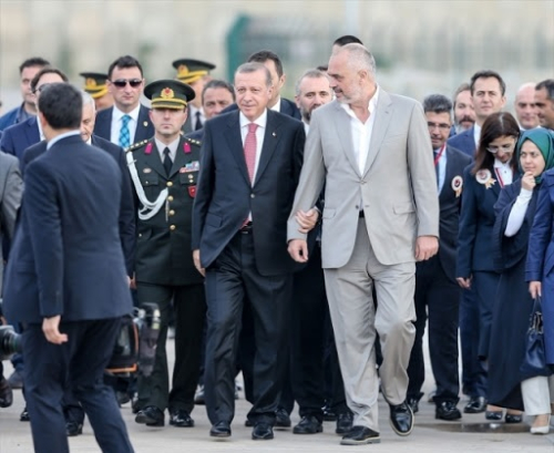 Diplomacia jonë flet  turqisht