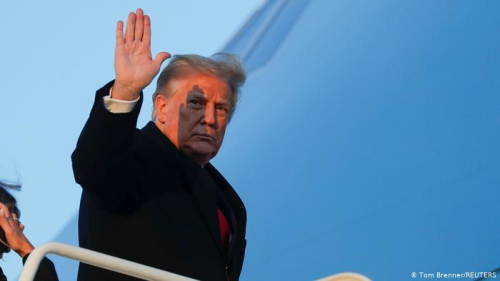 Trump tërhiqet dhe firmos paketën 2.3 trilionë$ kundër pasojave të pandemisë