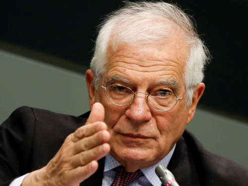 Borrell: Rusia ka përqendruar 150 000 trupa në kufi me Ukrainën