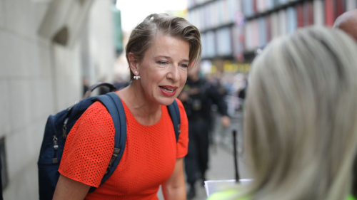 Australia dëbon analisten britanike, Katie Hopkins