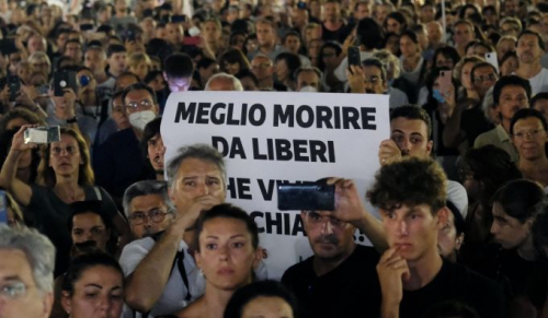 Virusi, vaksinat dhe lojërat e rrezikshme me to