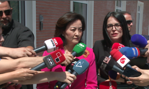 Gjithë pushtetin eunukëve!