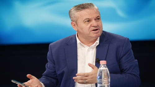 Murrizi me padi në SPAK: Lopët që erdhën nga Danimarka iu dhanë militantëve të partisë