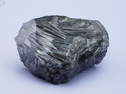 Rikthim te gurët natyrorë, një diamant 1 175 karat ekspozohet në Nju-Jork
