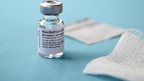 Vaksina, Pfizer Biontech “shtrihet” edhe te moshat e vogla