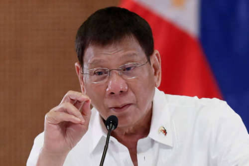 Duerte i Filipineve deklaron tërheqjen nga politika