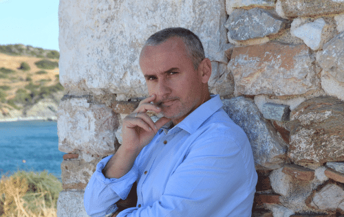 Nuk kam njohur ndonjë politikan që të jetë artist i madh