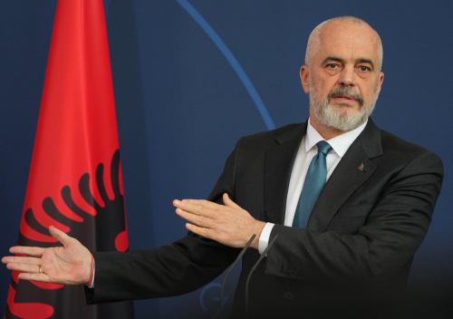 Bëji thirrje KFOR-it të mos përshkallëzojë situatën në Veri!