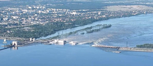 Hidhet në erë diga e HEC të Kakhovkas, privon nga uji impiantin e Zaporizhzhias