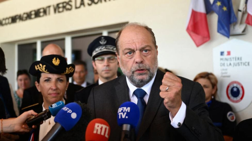 Ministri francez i Drejtësisë del para drejtësisë