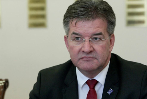 Nuk ka tryezë trepalëshe në Bruksel për dialogun Prishtinë-Beograd