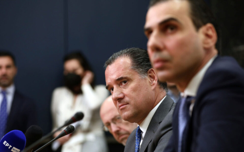 Qeveria greke propozon nismën e re/Operacione kirurgjikale jashtë radhe kundrejt një pagese minimale
