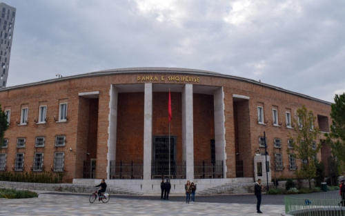 Skandali i mikrokredive, revokohen licencat e 'MCA' dhe 'Final' 