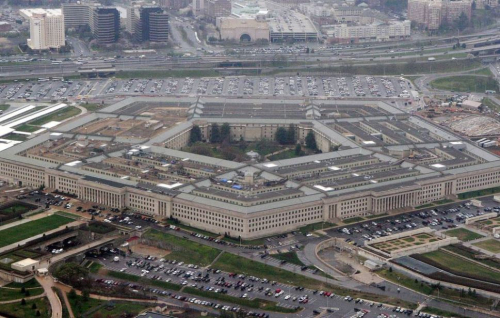 Pentagoni konfirmon: Ukraina do t’i përdorë armët amerikane në territorin rus