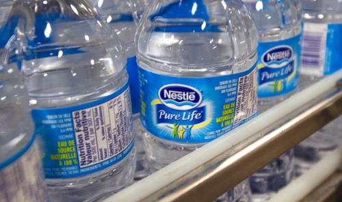 Skandali i ujit Nestlé, konsumatorët mashtrohen prej disa dekadash