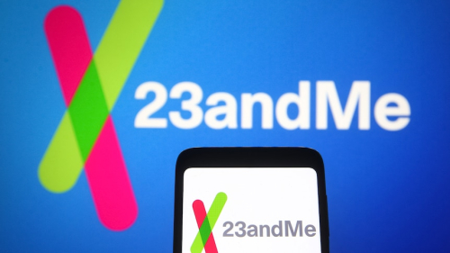 Falimenton "23andMe", të dhënat genetike të 15 milionë njerëzve dalin në treg