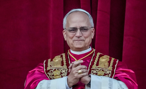 Papa refuzon krijimin e një avatari të tij me Inteligjencën Artificiale