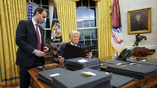 Trump ndal në moment të fundit urdhrin ekzekutiv për Inteligjencën Artificiale