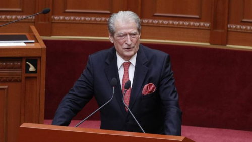 A është hequr non grata për Berishën? Po për familjarët? PD-ja gjen kauzën e re