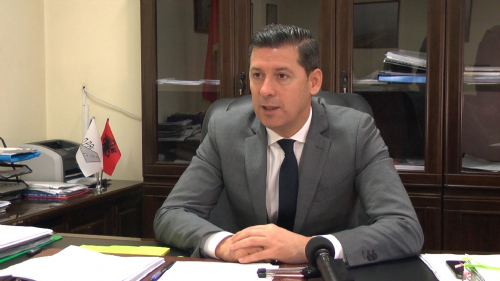 Njolloset prapë LSI. Drejtori i Rrugëve akuzohet për dëm 4.5 milionë euro