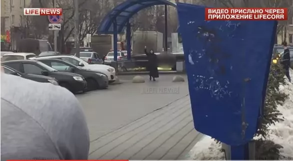 Shokuese/Dadoja “xhihadiste”  lëviz me kokën e prerë të një fëmije në qendër të Moskës