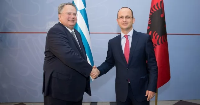 Kompromisi: Ka “çështje të të Drejtave të Njeriut të popullsisë çame dhe pasardhësve të tyre”. Në këmbim: Greqia të heqë ligjin e Luftës