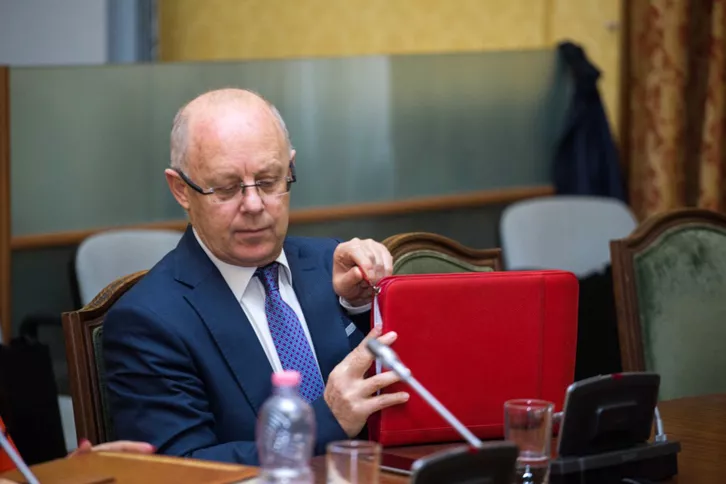 Serveri i Tatimeve, ish-ministri Cani: “Jam i bindur se ka vjedhje. Listën e audituesve e bëri Panajot Gjiknuri. Të ribëhet auditimi”