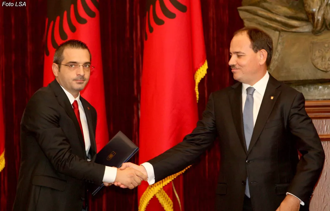 Presidenti kthen ligjin për kamerat e sigurisë në mjedise private dhe publike