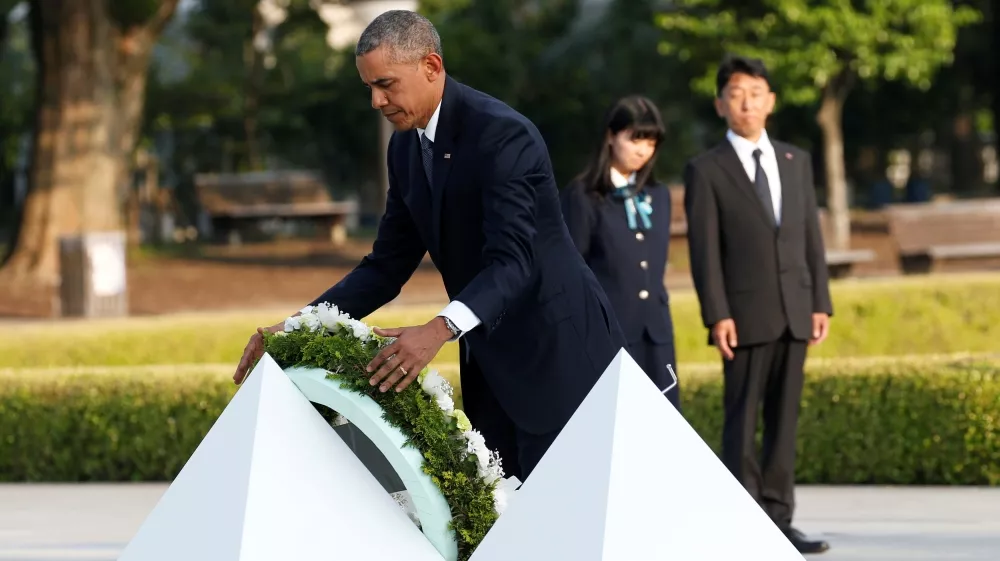 Presidenti i parë amerikan në Hiroshima, pas bombës atomike