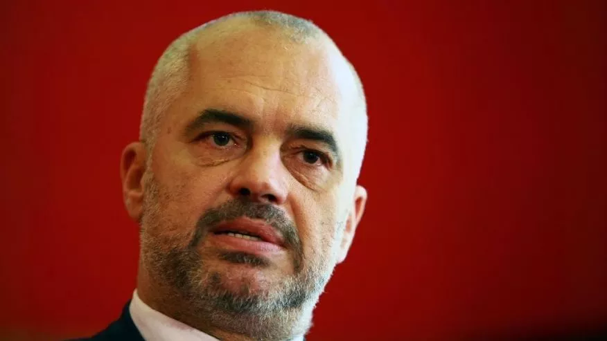 Pajisja përgjuese, kryeministri i kërkon ndjesë publike Italisë