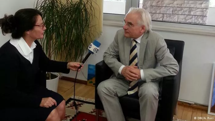 Përshtypjet e një ambasadori: "Do kujtoj njerëzit e dashur dhe natyrën e bukur. Tallavaja me zë të lartë të cingëris nervat*