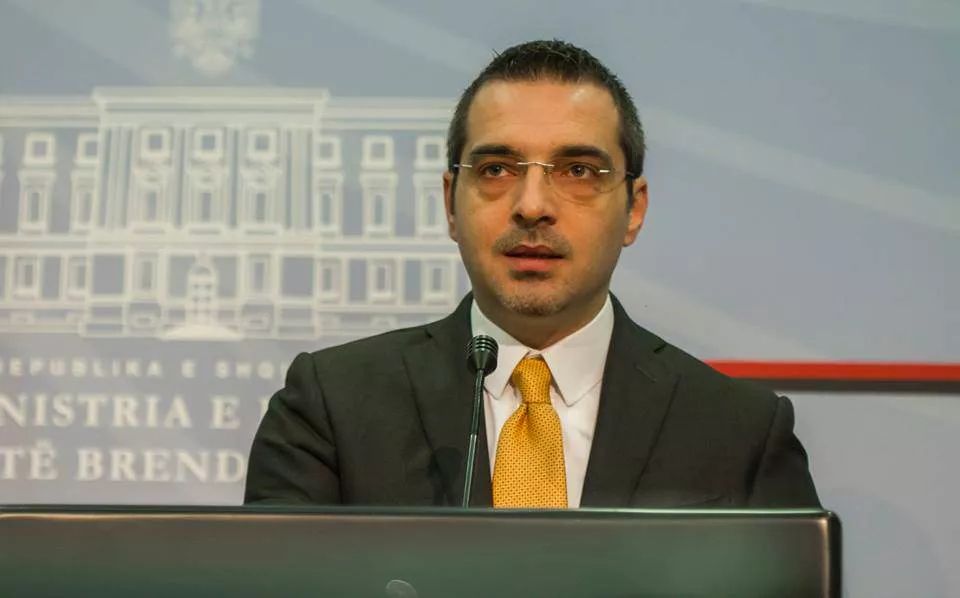Ministri i Brendshëm: Mendoj se aksidentet duhet të klasifikohen si vrasje rrugore